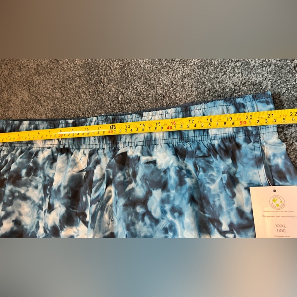 Blue shorts - Picture 7 of 7